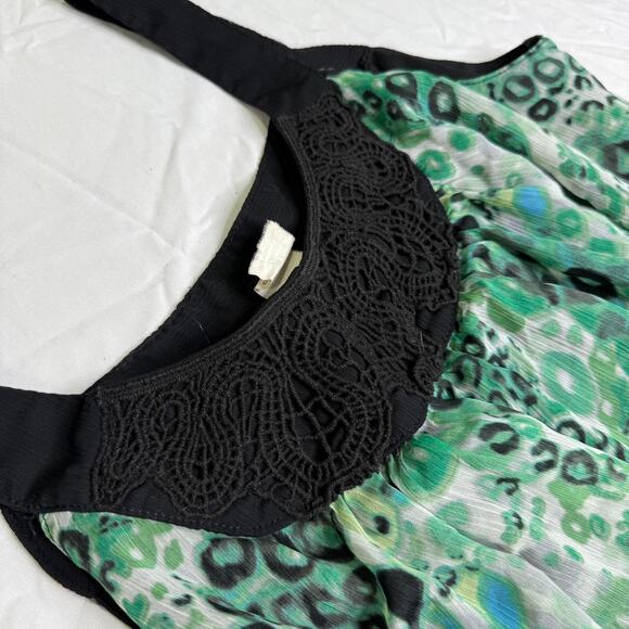 Green and black tank top - Picture 4 of 8